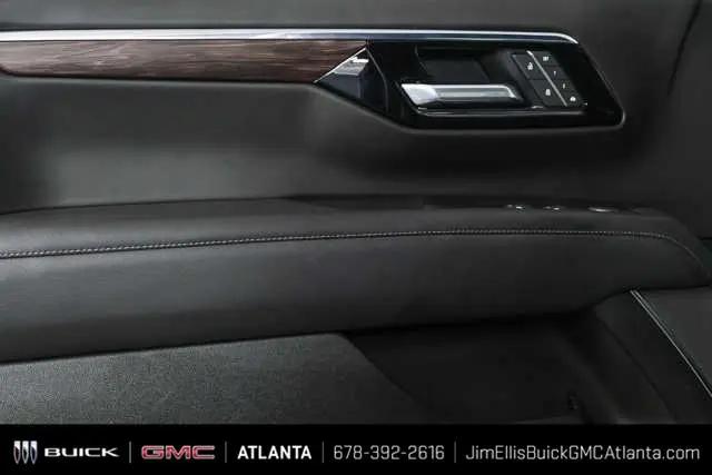 2025 Chevrolet Tahoe 4WD LT