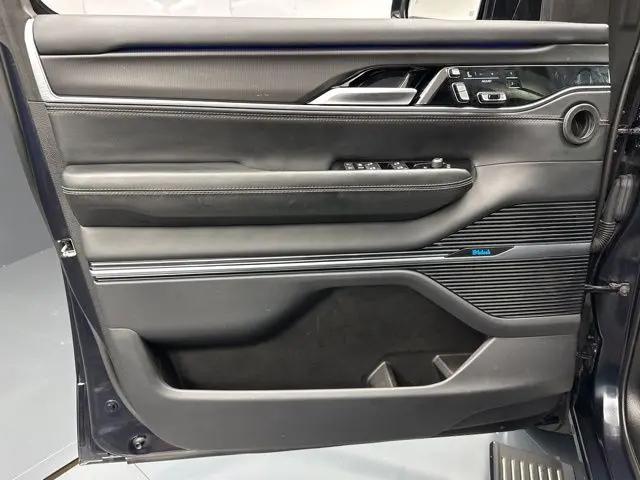 2024 Jeep Grand Wagoneer L Series II 4x4
