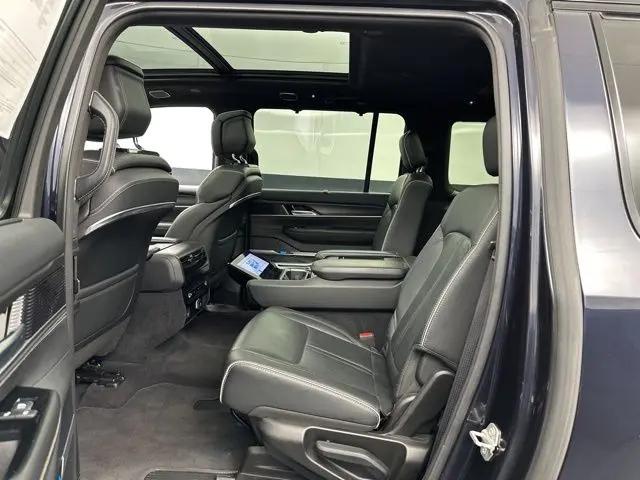 2024 Jeep Grand Wagoneer L Series II 4x4