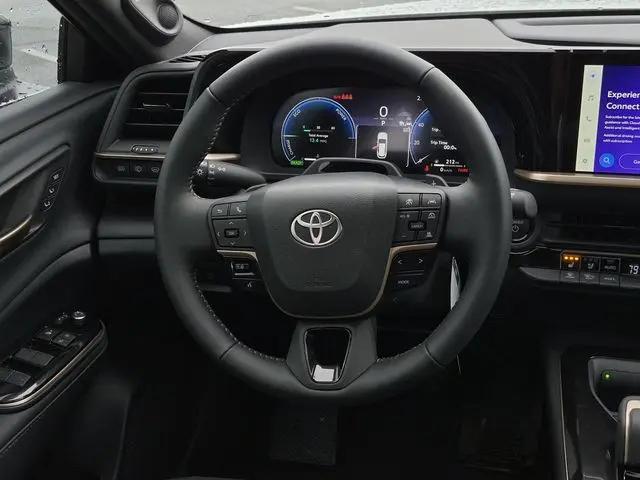 2026 Toyota Crown Signia Limited