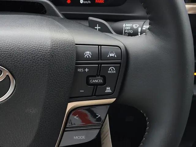 2026 Toyota Crown Signia Limited