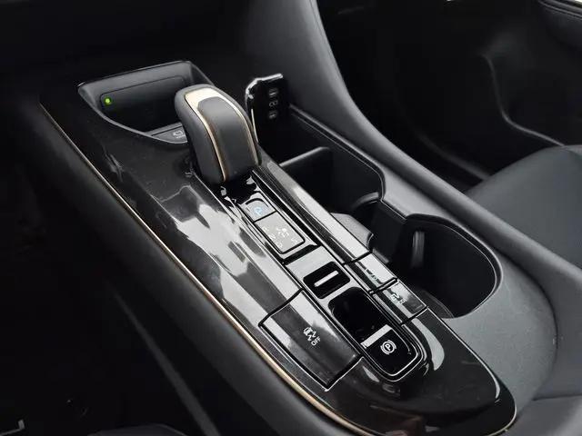 2026 Toyota Crown Signia Limited
