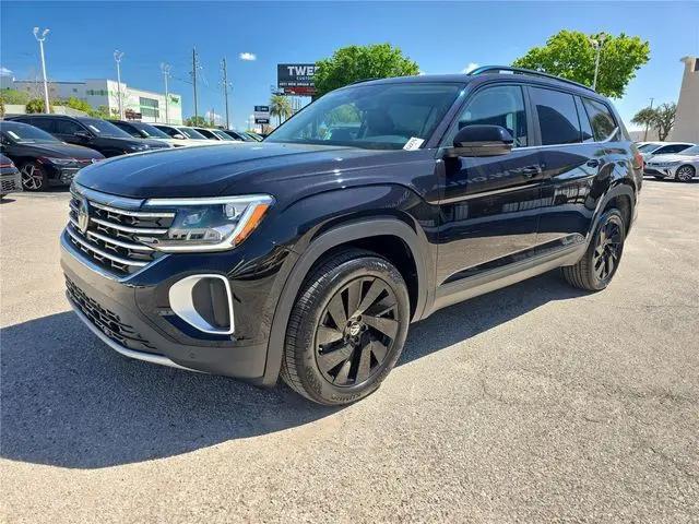 2026 Volkswagen Atlas SE with Technology