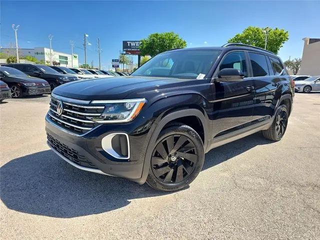 2026 Volkswagen Atlas SE with Technology