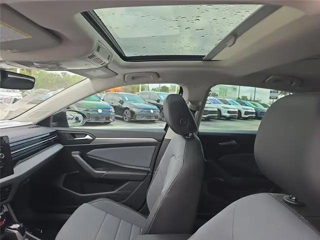 2026 Volkswagen Jetta SE
