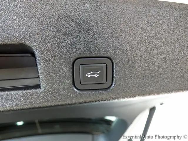 2024 GMC Acadia AWD Denali