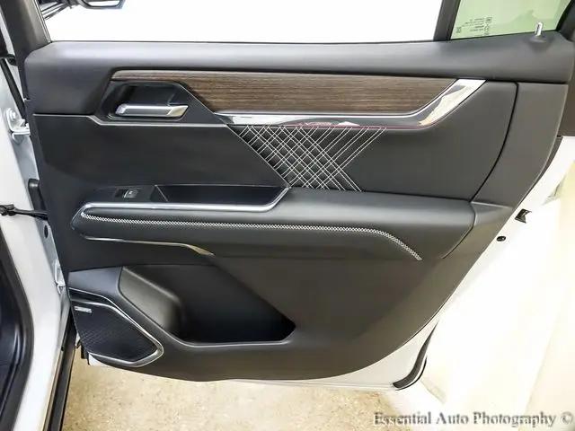2024 GMC Acadia AWD Denali