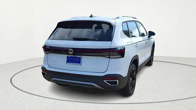 2026 Volkswagen Taos SE