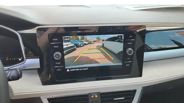 2026 Volkswagen Taos SE