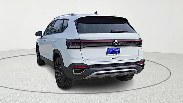2026 Volkswagen Taos SE