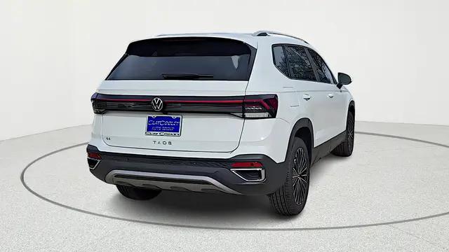 2026 Volkswagen Taos SE