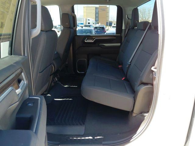 2025 Chevrolet Silverado 2500HD 4WD Crew Cab Standard Bed LT