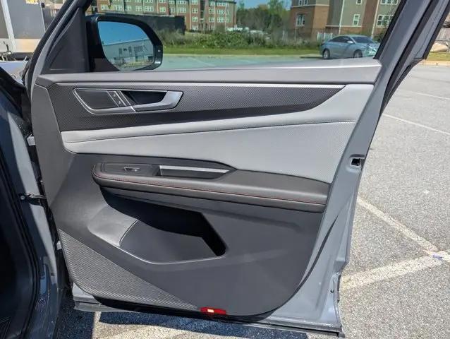 2026 Volkswagen Atlas Peak Edition