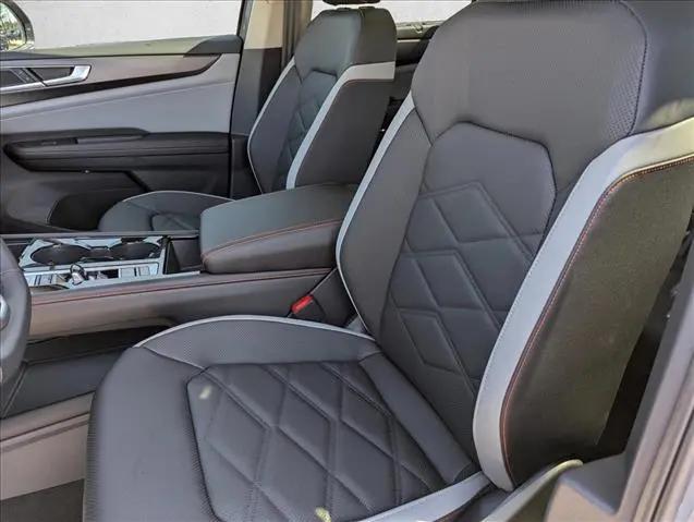 2026 Volkswagen Atlas Peak Edition