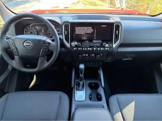 2026 Nissan Frontier Crew Cab SV 4x2