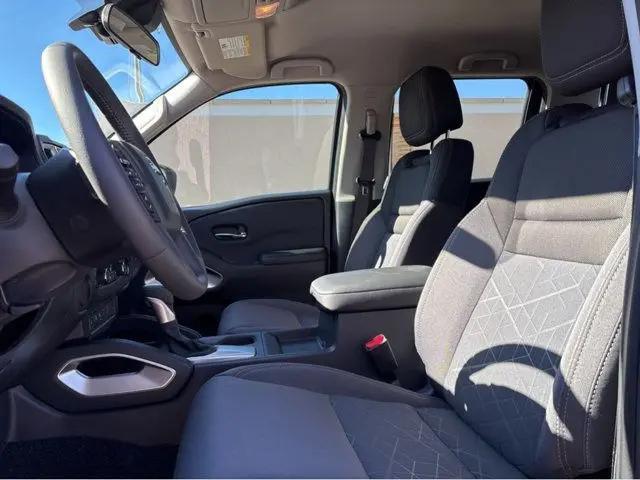 2026 Nissan Frontier Crew Cab SV 4x2