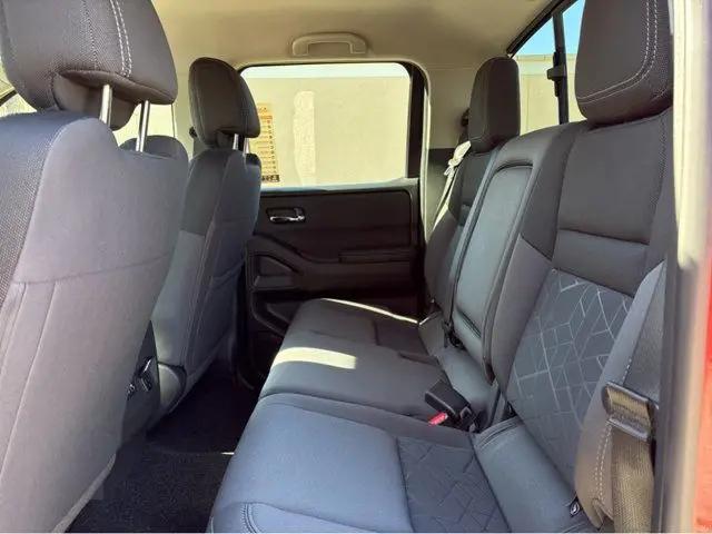 2026 Nissan Frontier Crew Cab SV 4x2