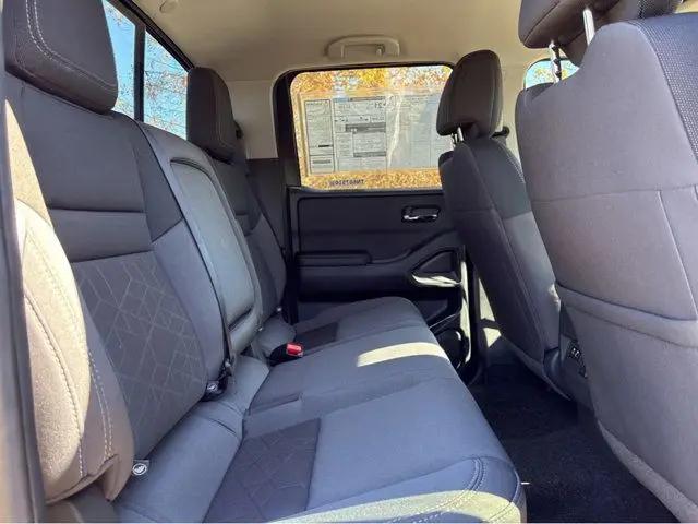 2026 Nissan Frontier Crew Cab SV 4x2