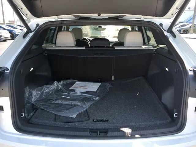 2026 Volkswagen Atlas Cross Sport SEL Premium R-Line