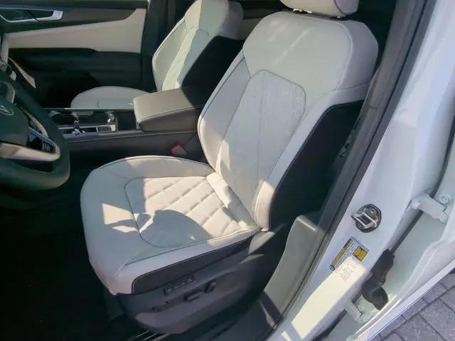 2026 Volkswagen Atlas Cross Sport SEL Premium R-Line