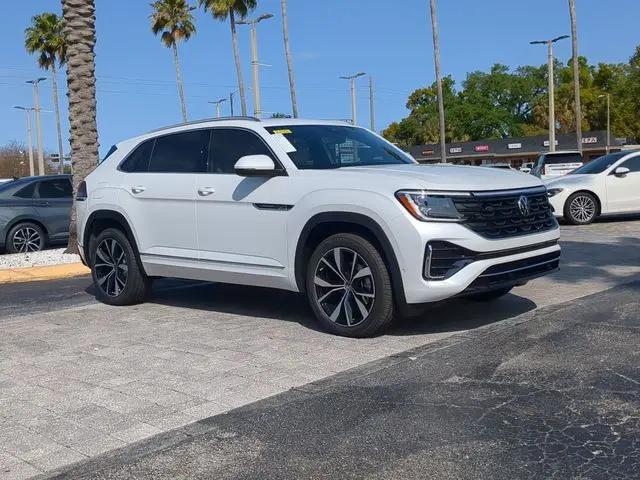 2026 Volkswagen Atlas Cross Sport SEL Premium R-Line