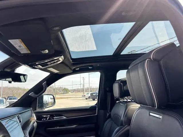 2023 Jeep Grand Wagoneer Series II 4x4