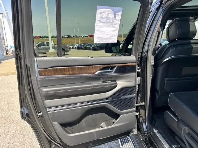 2023 Jeep Grand Wagoneer Series II 4x4
