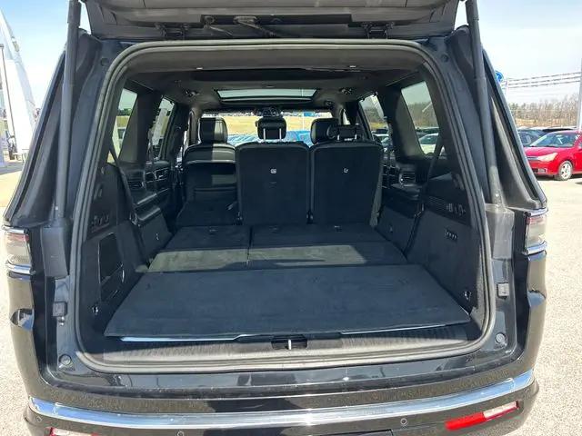 2023 Jeep Grand Wagoneer Series II 4x4