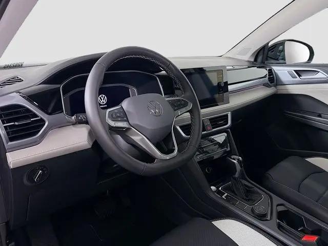 2026 Volkswagen Taos SEL