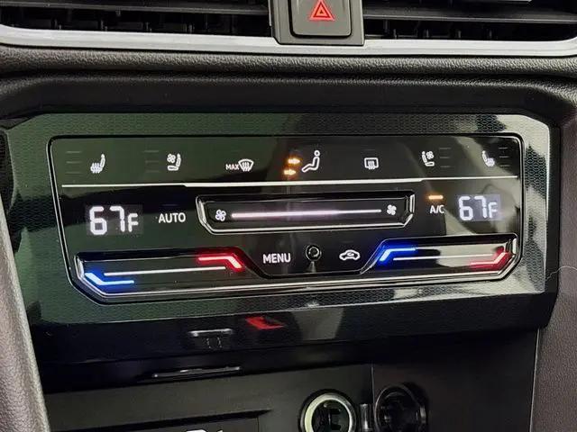2026 Volkswagen Taos SEL