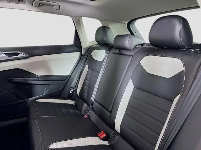 2026 Volkswagen Taos SEL