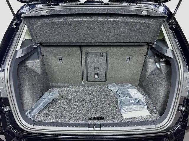 2026 Volkswagen Taos SEL