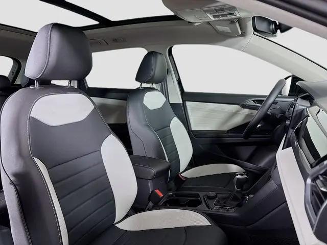 2026 Volkswagen Taos SEL