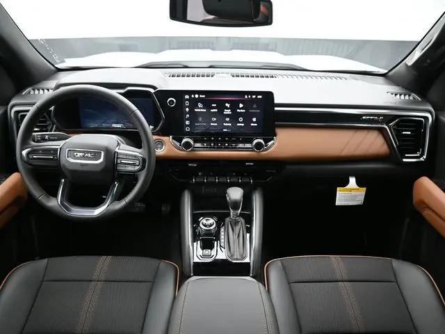 2026 GMC Canyon AT4, 4WD