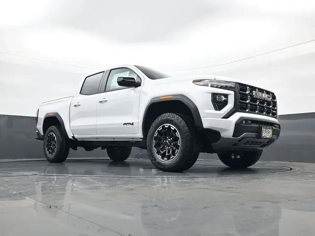 2026 GMC Canyon AT4, 4WD