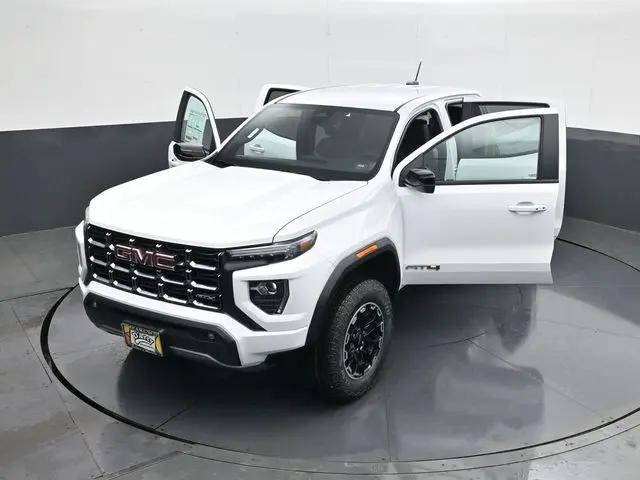 2026 GMC Canyon AT4, 4WD