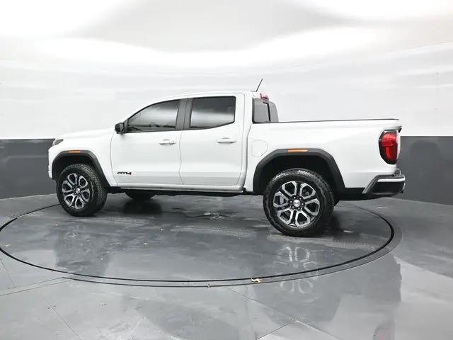 2024 GMC Canyon 4WD AT4