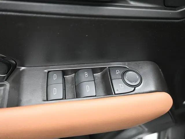 2024 GMC Canyon 4WD AT4