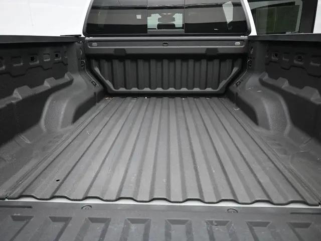 2024 GMC Canyon 4WD AT4