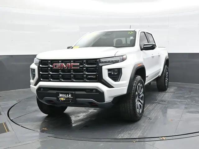 2024 GMC Canyon 4WD AT4