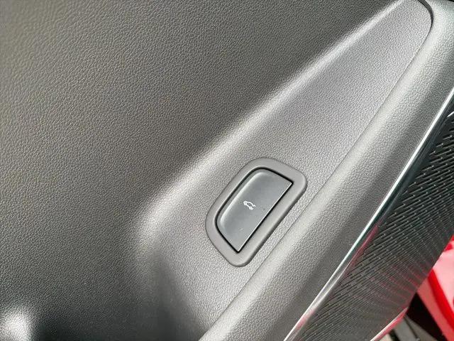 2026 GMC Acadia Denali AWD