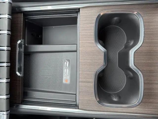 2026 GMC Acadia Denali AWD