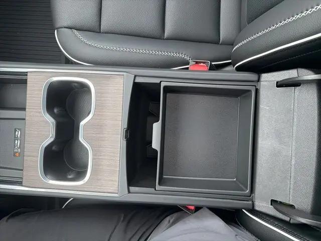 2026 GMC Acadia Denali AWD