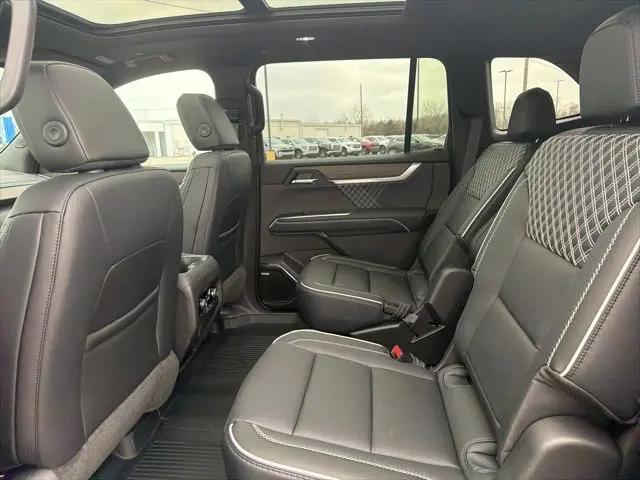 2026 GMC Acadia Denali AWD