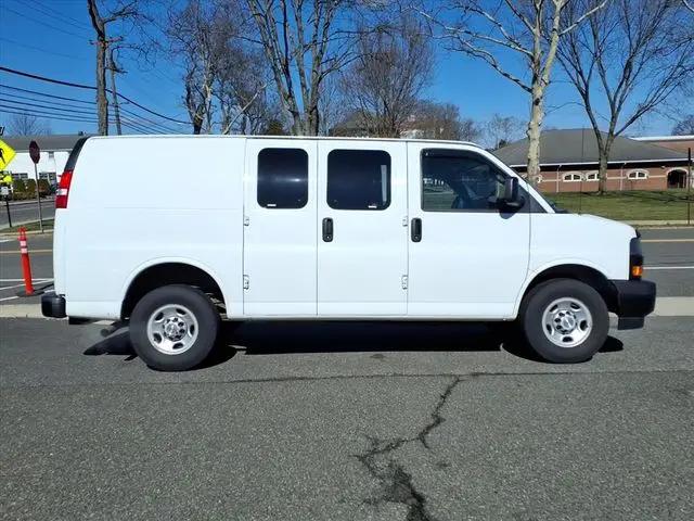 2020 Chevrolet Express Cargo Van RWD 2500 Regular Wheelbase WT