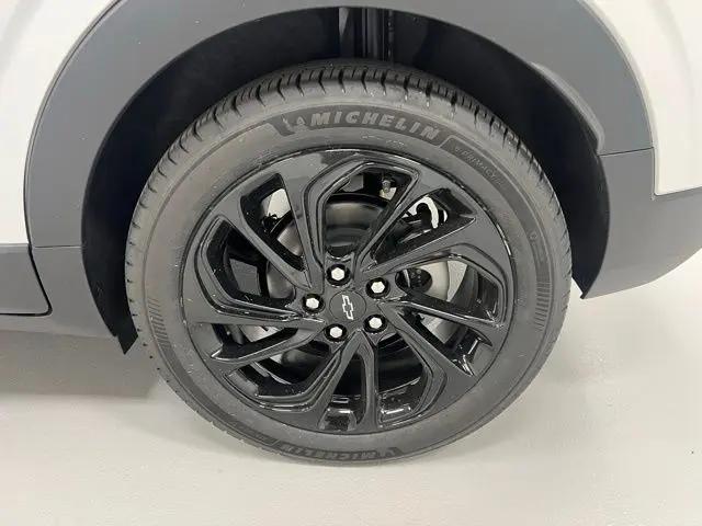 2027 Chevrolet Bolt RS FWD