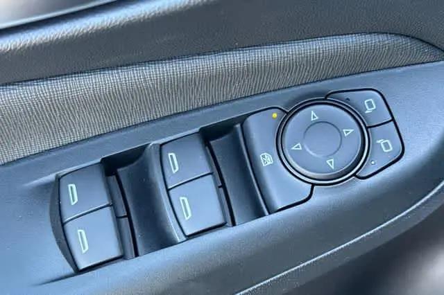 2026 Buick NV Preferred FWD