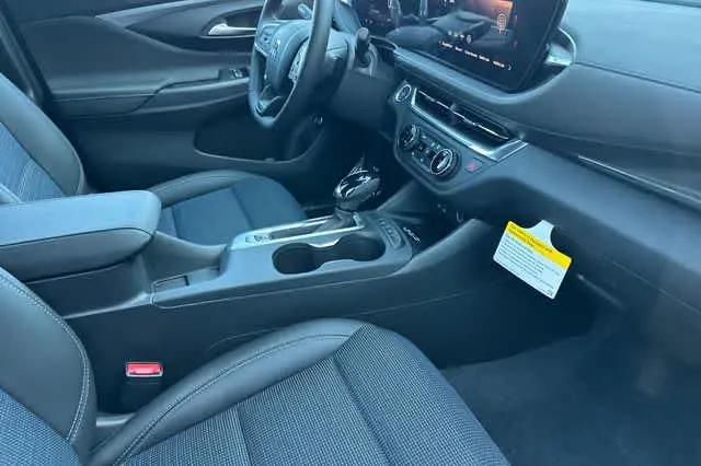 2026 Buick NV Preferred FWD