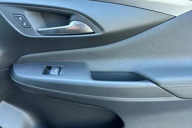 2026 Buick NV Preferred FWD