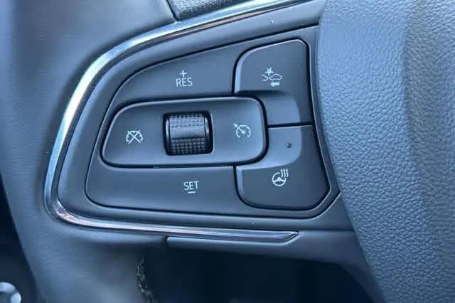 2026 Buick NV Preferred FWD